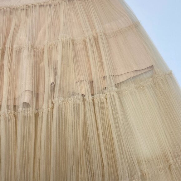 Alice + Olivia Deena Pleated Almond Maxi Dress With Hot Pant 0 NWT $660 - Picture 9 of 13